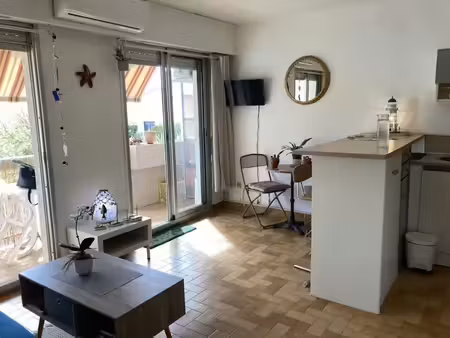 location meublée appartement 1 pièce 24 m² à canet-en-roussillon (66140)  590 €