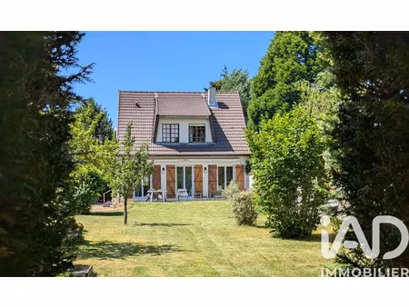 maison à bois-le-roi (77590)