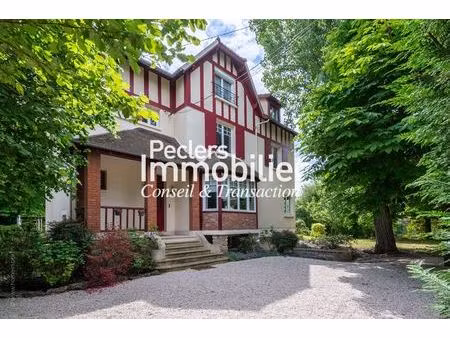 maison de caractère familiale dans le triangle d'or