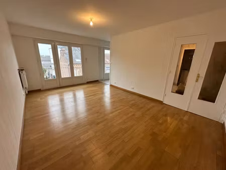 location appartement 2 pièces 44 m² à compiegne (60200)  840 €