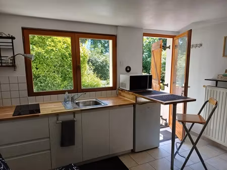location meublée appartement 1 pièce 17 m² à orsay (91400)  690 €