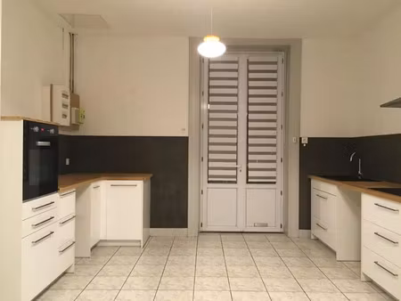 location appartement 3 pièces 91 m² à rive-de-gier (42800)  836 €