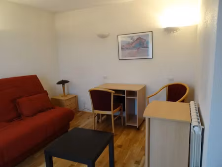 location meublée appartement 1 pièce 24 m² à saint-denis (93200)  800 €