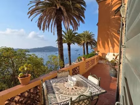 location meublée appartement 5 pièces 122 m² à villefranche-sur-mer (06230)  5 000 €