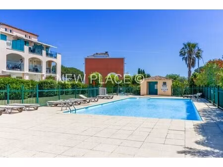 port grimaud - exclusivite - appartement 2 pièces dans résidence avec piscine