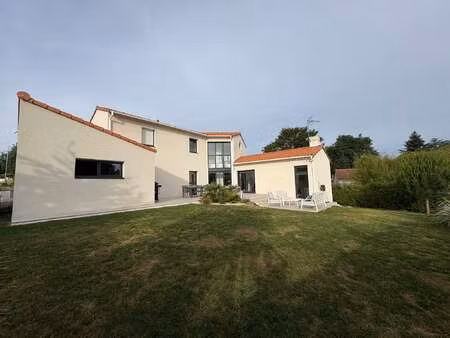 vente maison à monnières (44690) : à vendre / 130m² monnières
