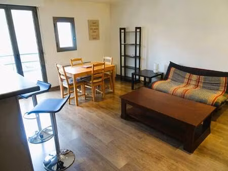 location appartement 3 pièces à rennes (35000) : à louer 3 pièces / 53m² rennes