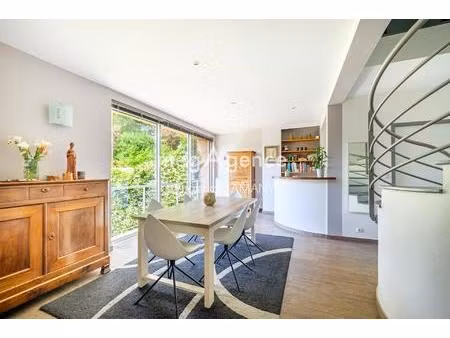 duplex de caractère de 135 m² au cœur de dommartin