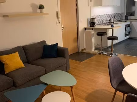 261 rue du 4 août 1789 - ch1