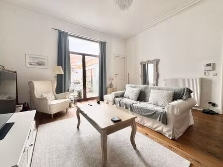 appartement à louer à rue des fabriques 5 bruxelles (vbe32012)