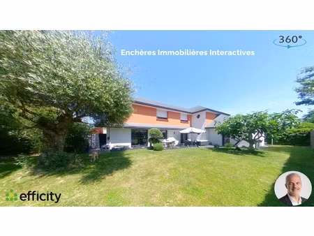 maison 9 pièces - 256 m²