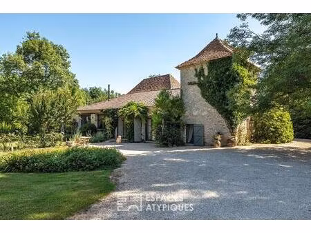 demeure de charme avec pigeonnier et gîte indépendant
