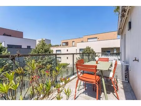 coeur montchat - appartement contemporain avec terrasse