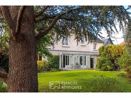 maison familiale avec piscine et dépendance