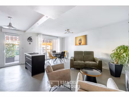 appartement sur la place du promenoir avec garage double et terrasse
