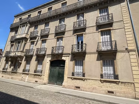dijon centre ville grand t5 dans immeuble haussmannien