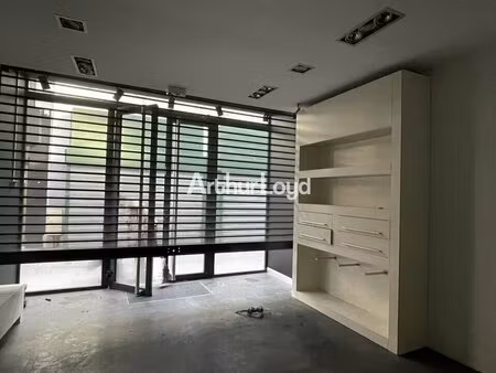 location commerce reims 51100 95m²