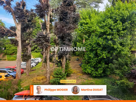 appartement rénové  t3 avec 2 chambres  parking et cave à vichy