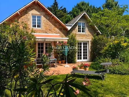 maison de luxe de 7 pièces en vente à saint-coulomb  france