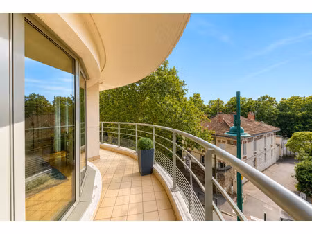 magnifique 5 pièces avec vue arborée