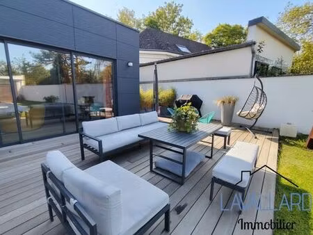 maison de prestige de 145 m2 en vente saint-fuscien  france