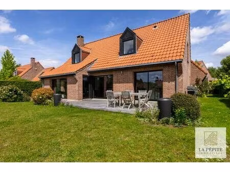 maison de luxe de 7 pièces en vente à wasquehal  hauts-de-france