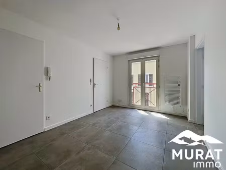location appartement 2 pièces 29m² clermont ferrand 63000