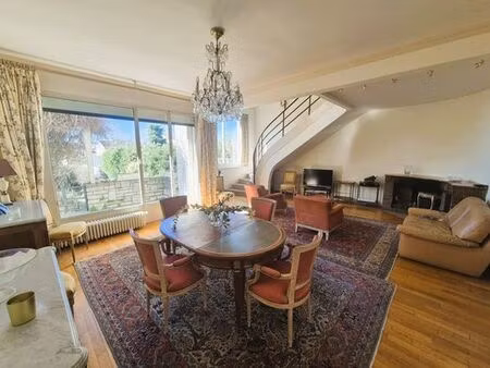 maison de luxe 8 chambres en vente à montreuil  france