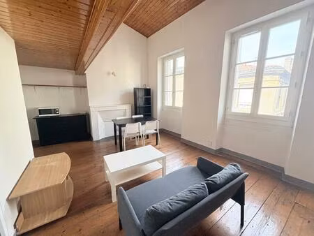 location appartement 2 pièces 42m² bordeaux 33000