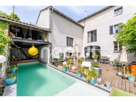 propriété de caractère 522 m²  vue panoramique beaujolais  piscine  3 logements indépendan