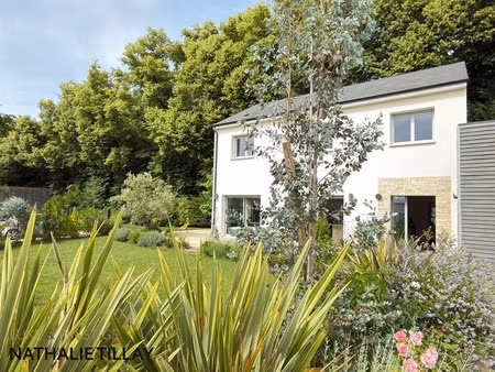 maison d architecte   a vendre   a saint jean de braye