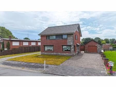 ruime gezinswoning met 4 slpk op toplocatie in helchteren