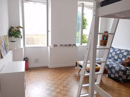 location appartement 2 pièces 43m²