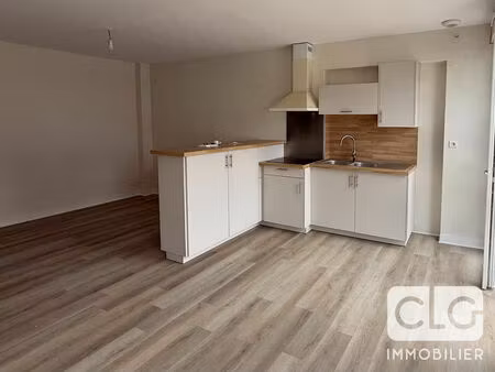 location appartement 2 pièces 43m²