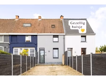 huis te koop in ronse met 3 slaapkamers