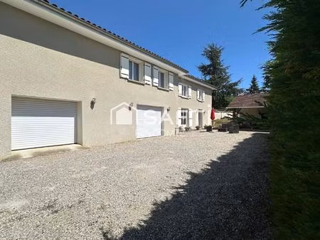 à vendre : superbe corps de ferme rénové – charme  volumes et confort au cœur de la nature