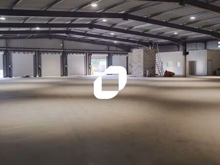 location local d’activités lormont 33310 2407m²