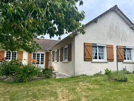 a 15 mn de grisy les platres. pavillon individuel de plain pied