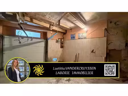 a vendre maison de village d'environ 220 m2 avec garage à rénover paraza
