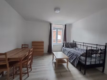 location appartement 1 pièce 24m²