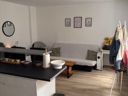 location appartement 3 pièces 46m² lille 59000