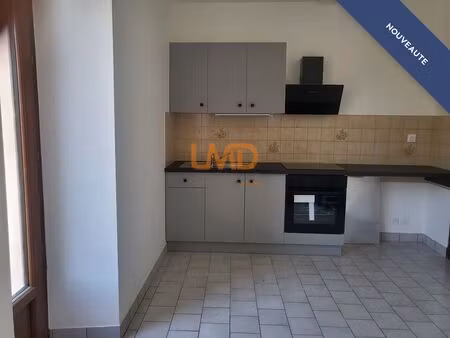 appartement rdc 82m2 + garage  cave et terrain