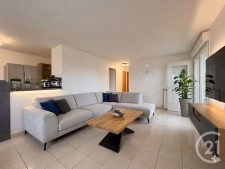 achat appartement 5 pièces 96m² nandy 77176