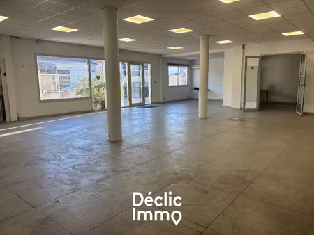 vente commerce 880 m² nîmes (30900)