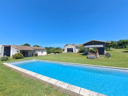 maison de luxe de 9 pièces en vente à nérac  nouvelle-aquitaine