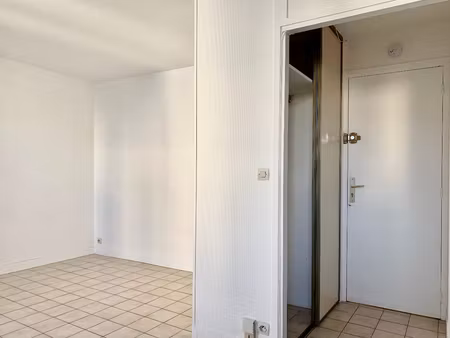 location appartement 1 pièce 21m²