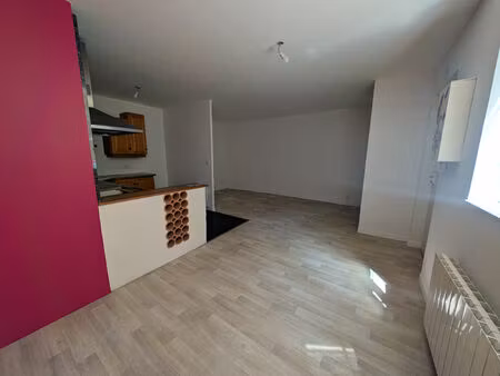 location appartement 2 pièces 46m²