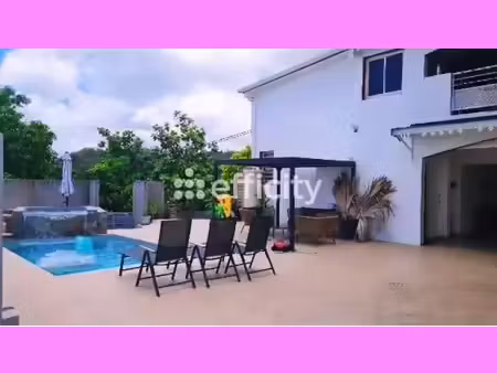 vente villa 5 pièces 150 m² à saint esprit (97270)  395 000 €