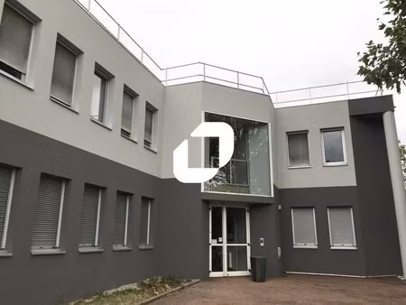 location bureaux 130 m² à 362 m²