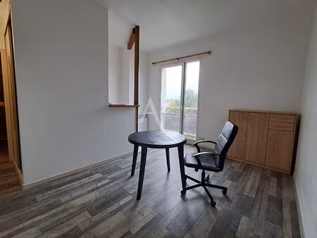 location appartement 1 pièce 23m²